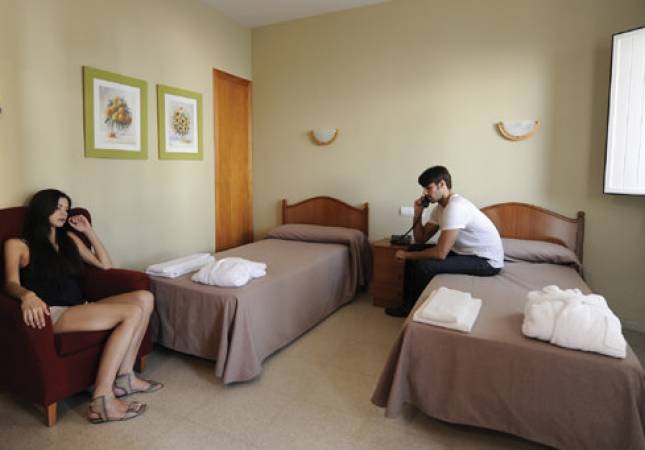 Precio mínimo garantizado para Hotel Balneario Hervideros de Cofrentes. Disfrúta con los mejores precios de Valencia